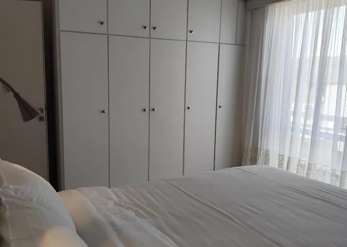 J Coast Karystos (Evia)